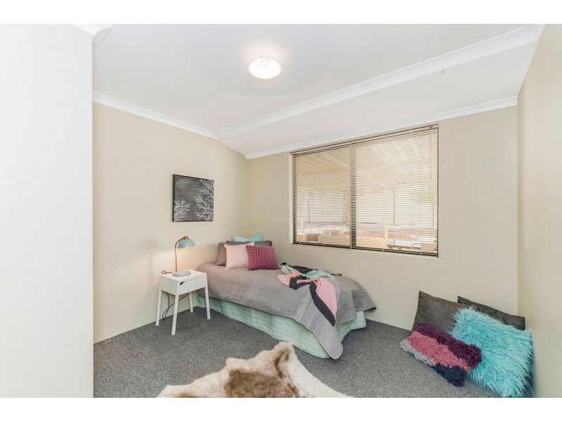 37 Kenneth Road, High Wycombe WA 6057