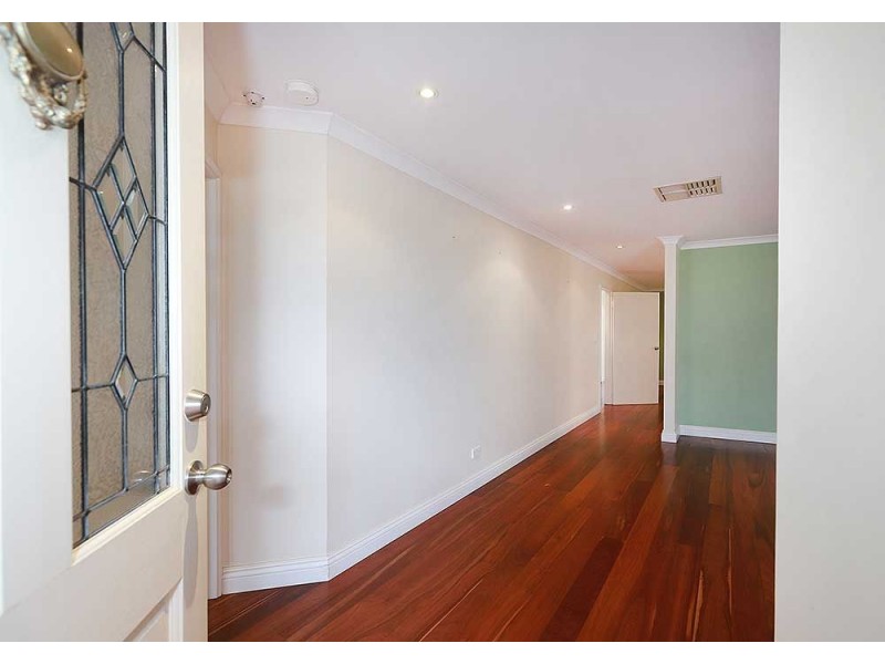 41 Upwood Circle, High Wycombe WA 6057