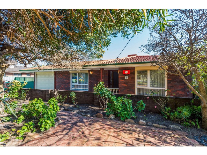 12 Jeanhulley Road, High Wycombe WA 6057