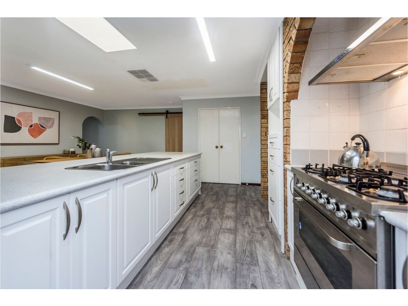 12 Jeanhulley Road, High Wycombe WA 6057