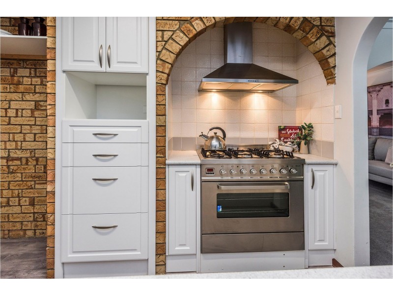 12 Jeanhulley Road, High Wycombe WA 6057