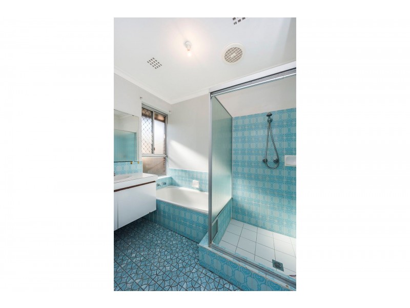 12 Jeanhulley Road, High Wycombe WA 6057