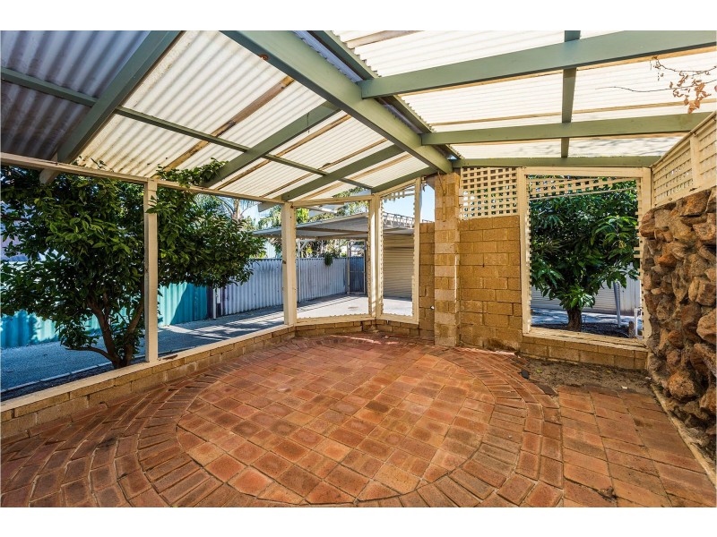 12 Jeanhulley Road, High Wycombe WA 6057