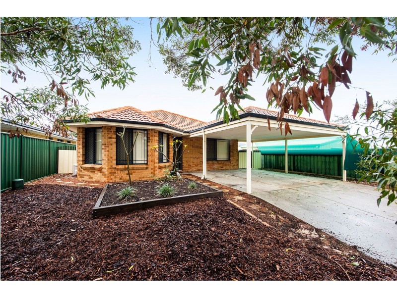 24 Amethyst Place, Maida Vale WA 6057