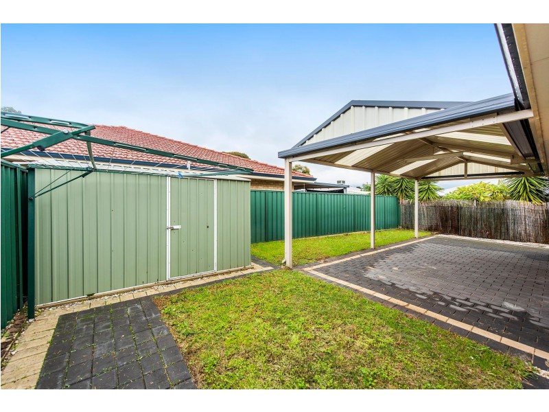 24 Amethyst Place, Maida Vale WA 6057