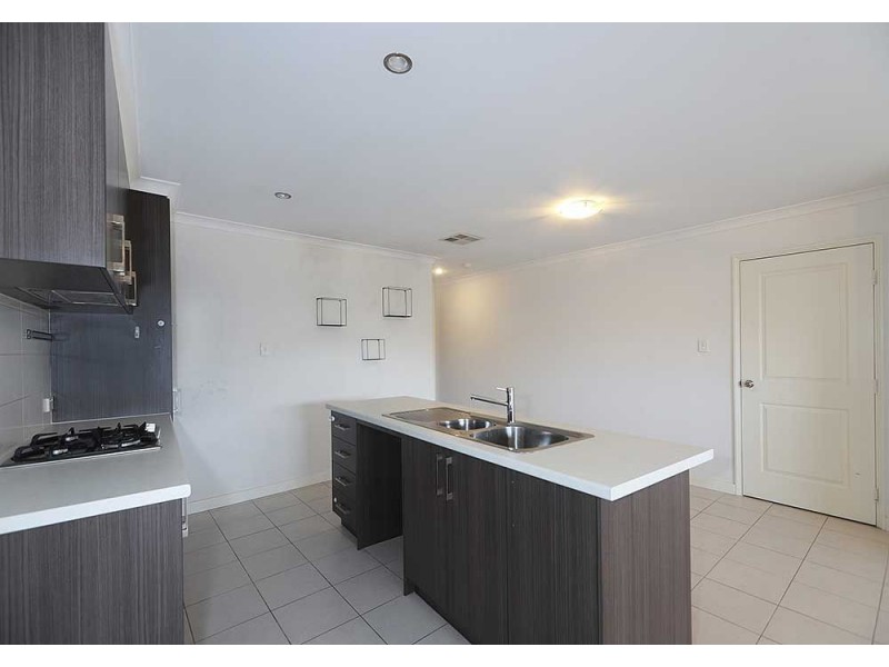 4/42 Wroxton Street, Midland WA 6056