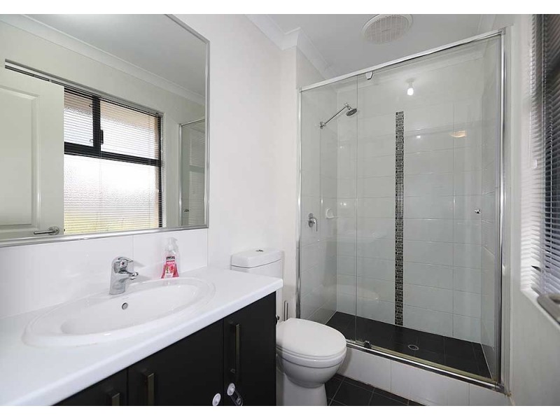 4/42 Wroxton Street, Midland WA 6056