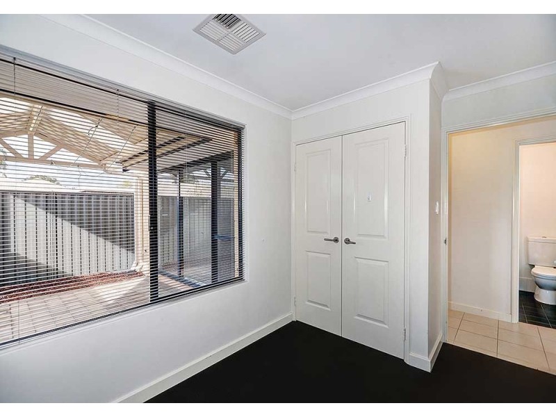 4/42 Wroxton Street, Midland WA 6056