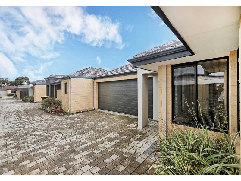 4/42 Wroxton Street, Midland WA 6056