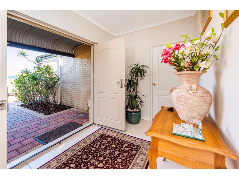 19 Fleet Circle, High Wycombe WA 6057