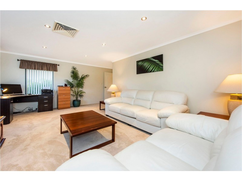 19 Fleet Circle, High Wycombe WA 6057