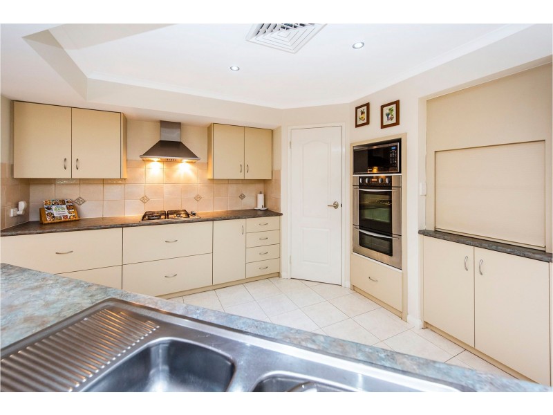 19 Fleet Circle, High Wycombe WA 6057