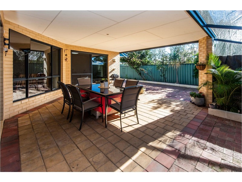 19 Fleet Circle, High Wycombe WA 6057