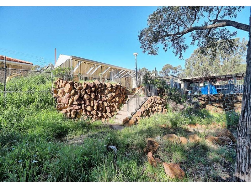 249 Grove Road, Lesmurdie WA 6076