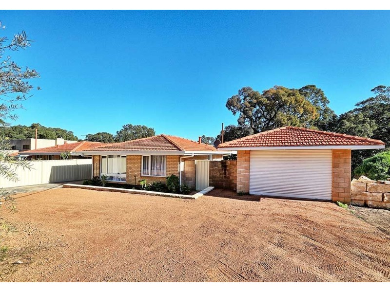 249 Grove Road, Lesmurdie WA 6076