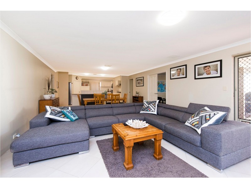 10 Citriadora Avenue, High Wycombe WA 6057