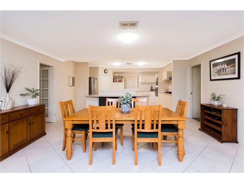 10 Citriadora Avenue, High Wycombe WA 6057