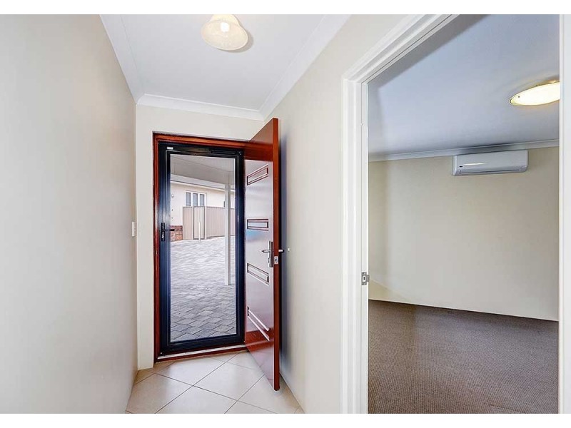 4/6 Jeanhulley Road, High Wycombe WA 6057