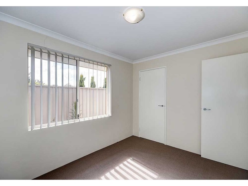 4/6 Jeanhulley Road, High Wycombe WA 6057