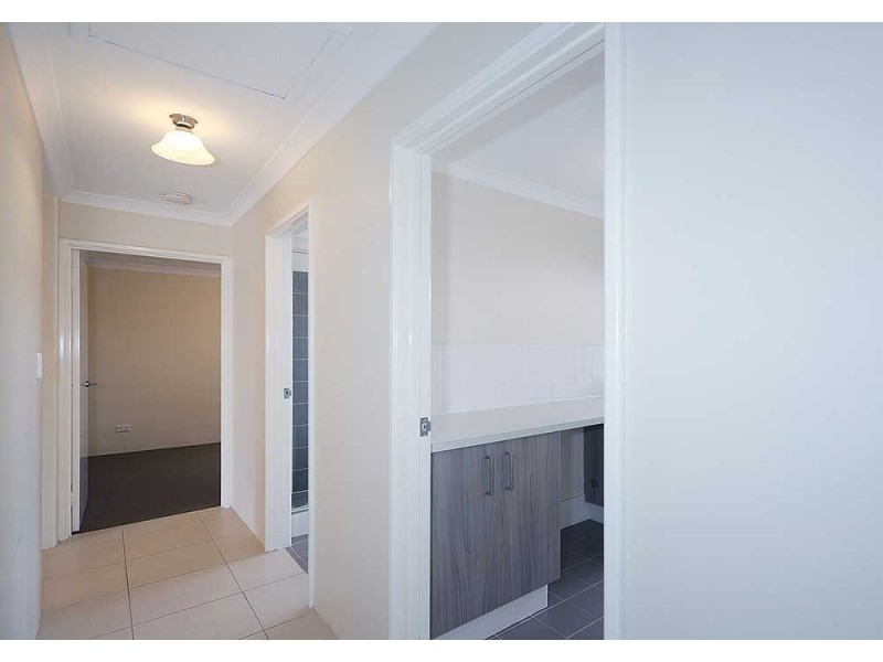 4/6 Jeanhulley Road, High Wycombe WA 6057