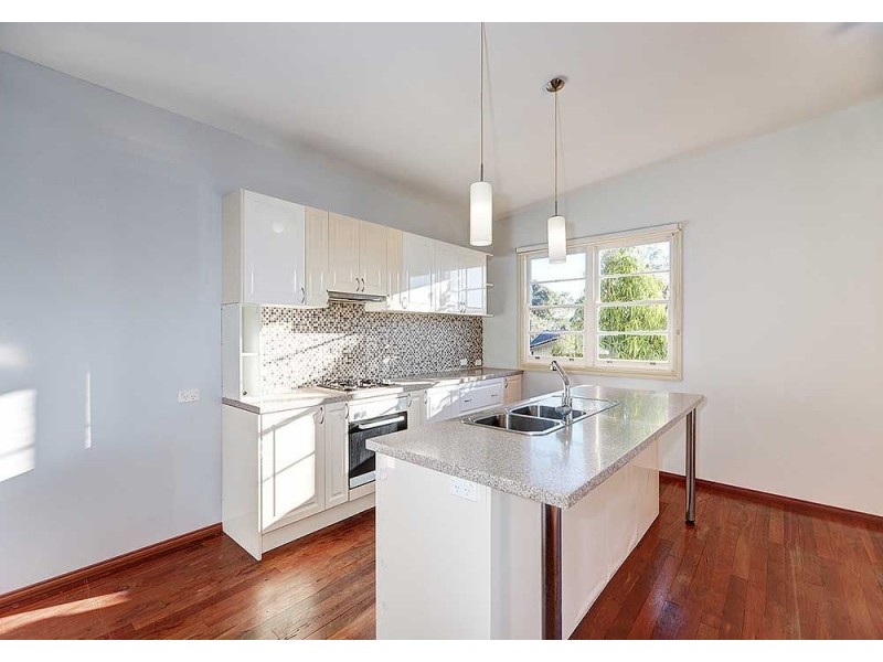 23 Clianthus Way, Koongamia WA 6056