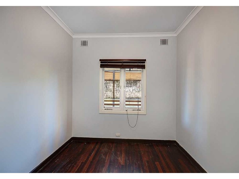 23 Clianthus Way, Koongamia WA 6056