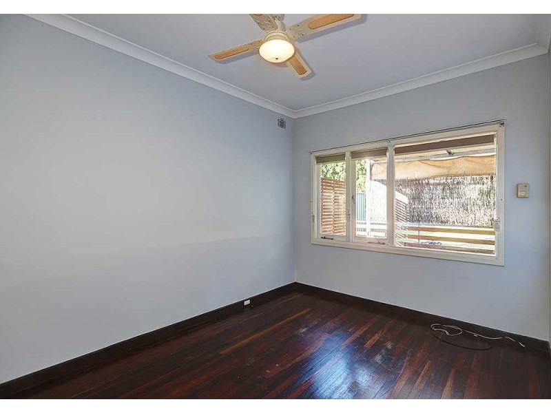 23 Clianthus Way, Koongamia WA 6056