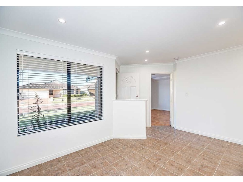 39 Oldham Pass, High Wycombe WA 6057