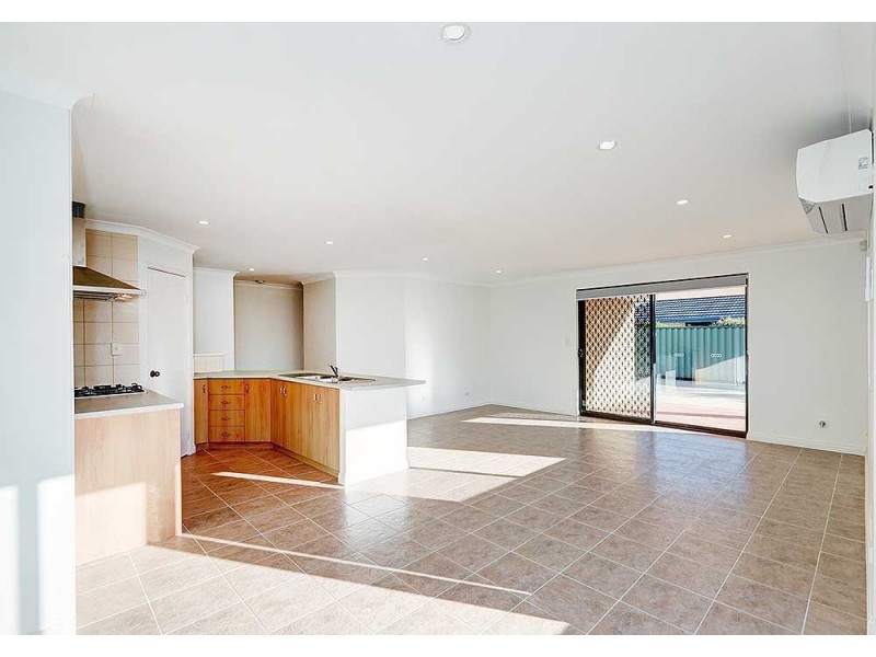 39 Oldham Pass, High Wycombe WA 6057