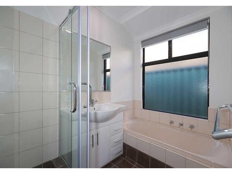 39 Oldham Pass, High Wycombe WA 6057