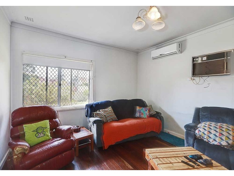 23 Ewart Street, Midvale WA 6056