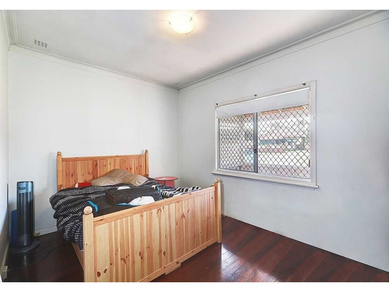 23 Ewart Street, Midvale WA 6056