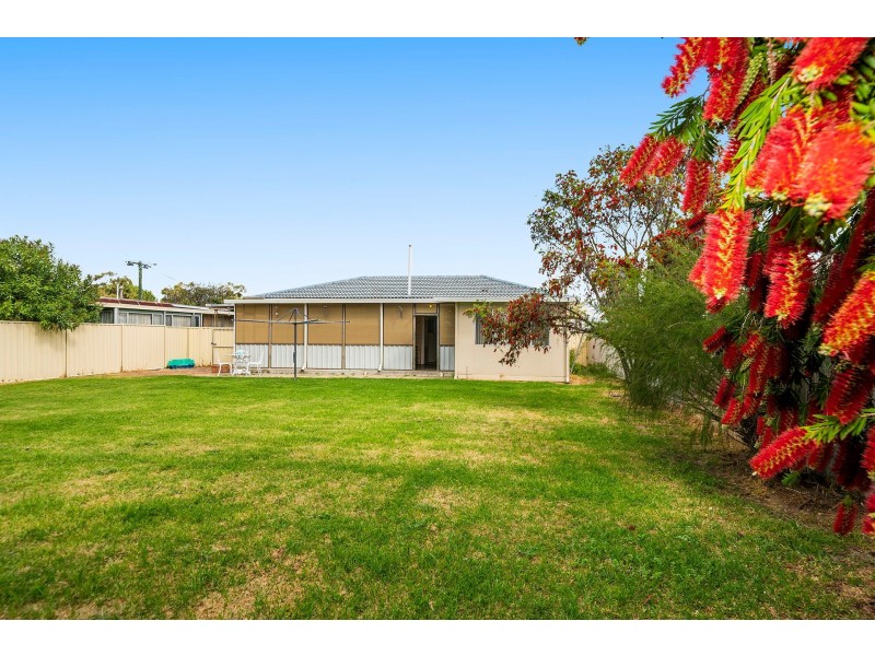 33 Dance Drive, Middle Swan WA 6056