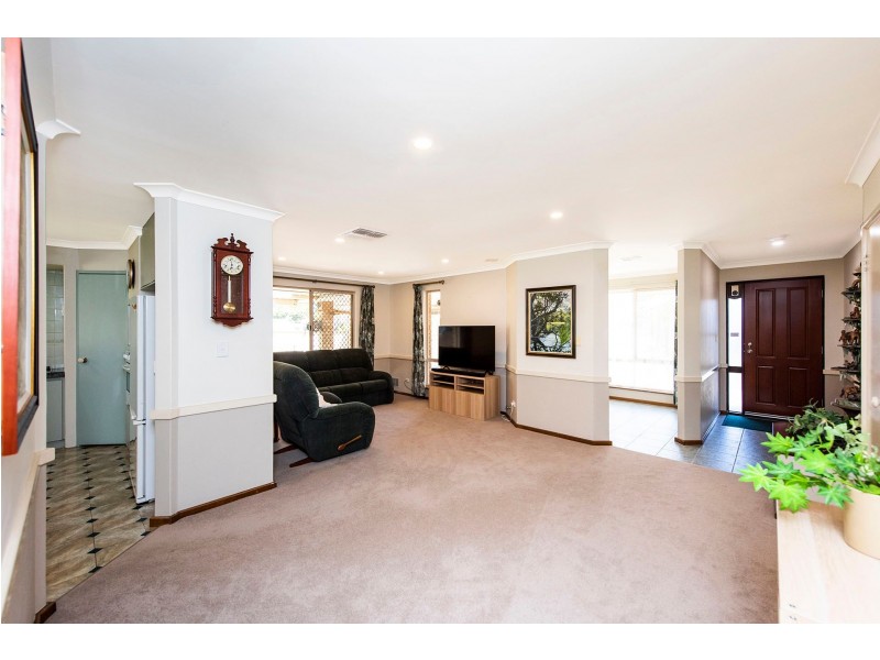 21 Sydenham Street, Beckenham WA 6107