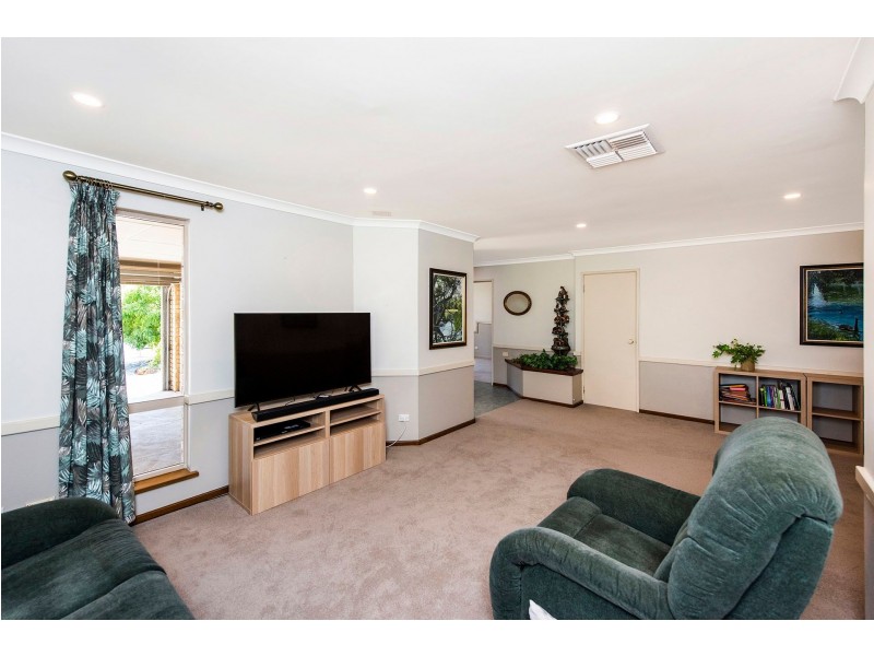 21 Sydenham Street, Beckenham WA 6107