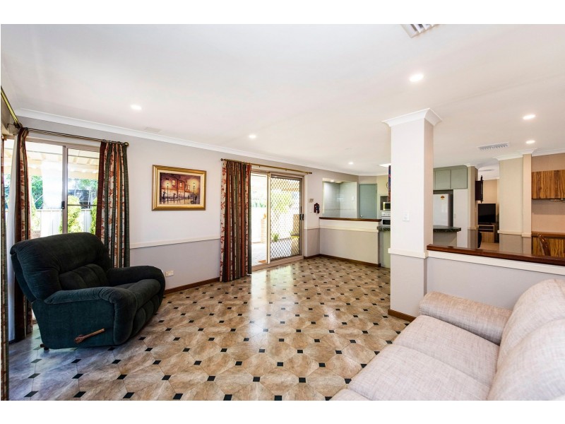 21 Sydenham Street, Beckenham WA 6107