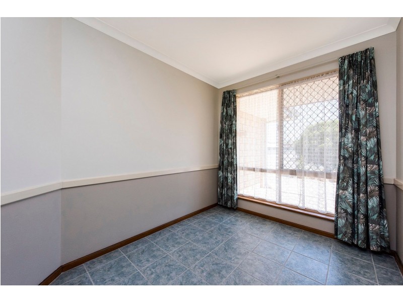 21 Sydenham Street, Beckenham WA 6107