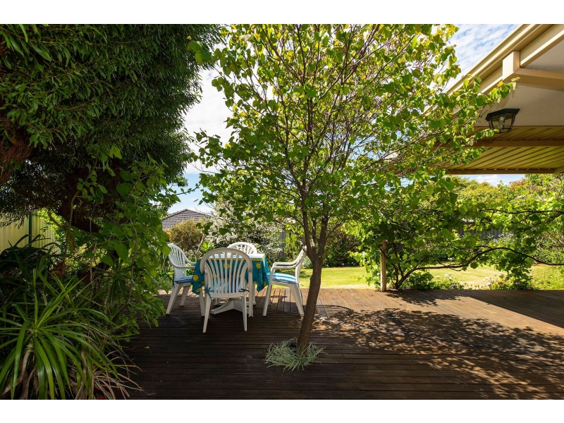 15 Coola Place, High Wycombe WA 6057