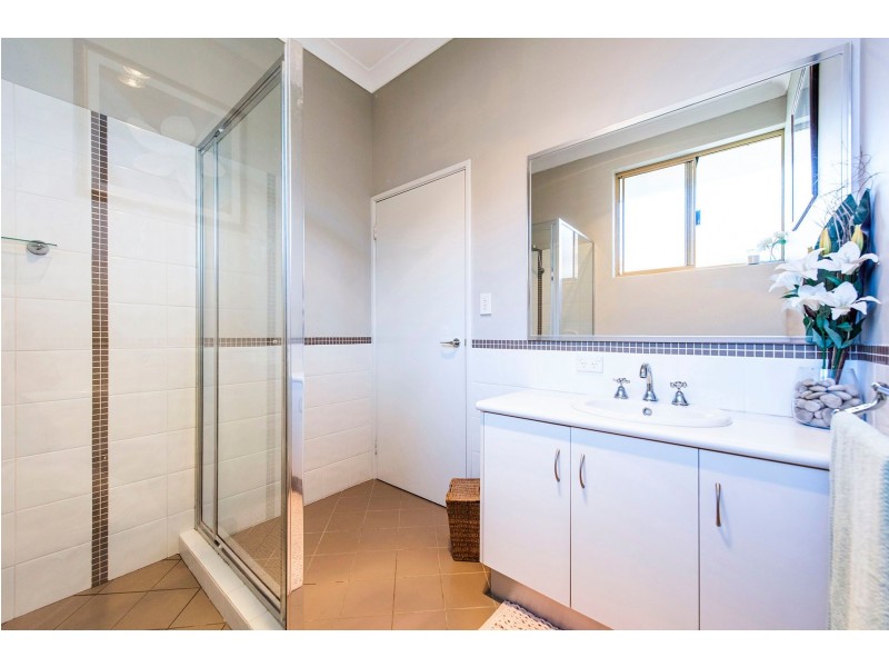 18 Hawkevale Road, High Wycombe WA 6057