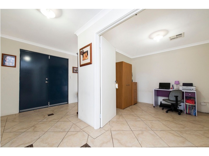 1 Christina Street, Hazelmere WA 6055