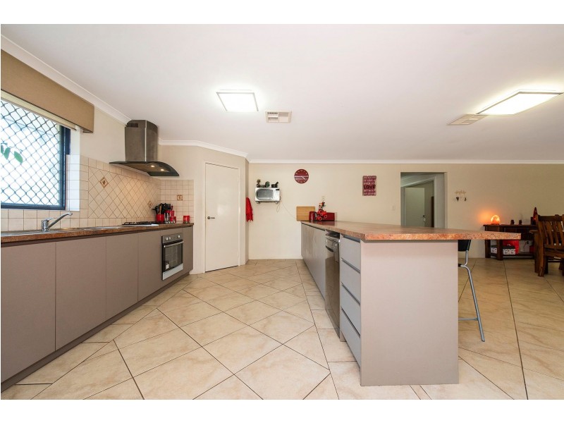 1 Christina Street, Hazelmere WA 6055