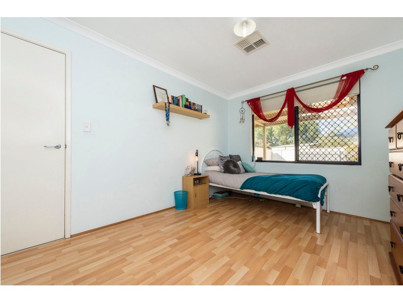 1 Christina Street, Hazelmere WA 6055