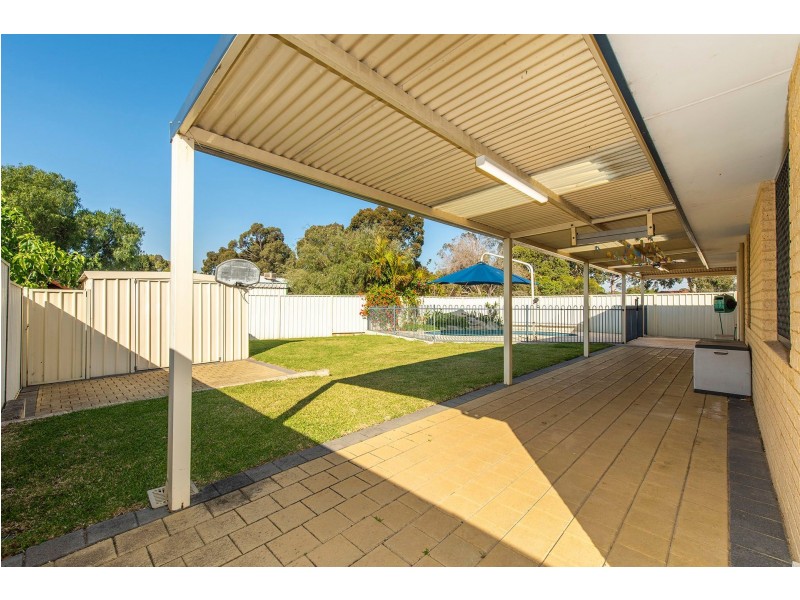 1 Christina Street, Hazelmere WA 6055