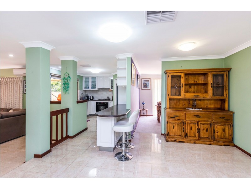 12 Scarp View, Swan View WA 6056