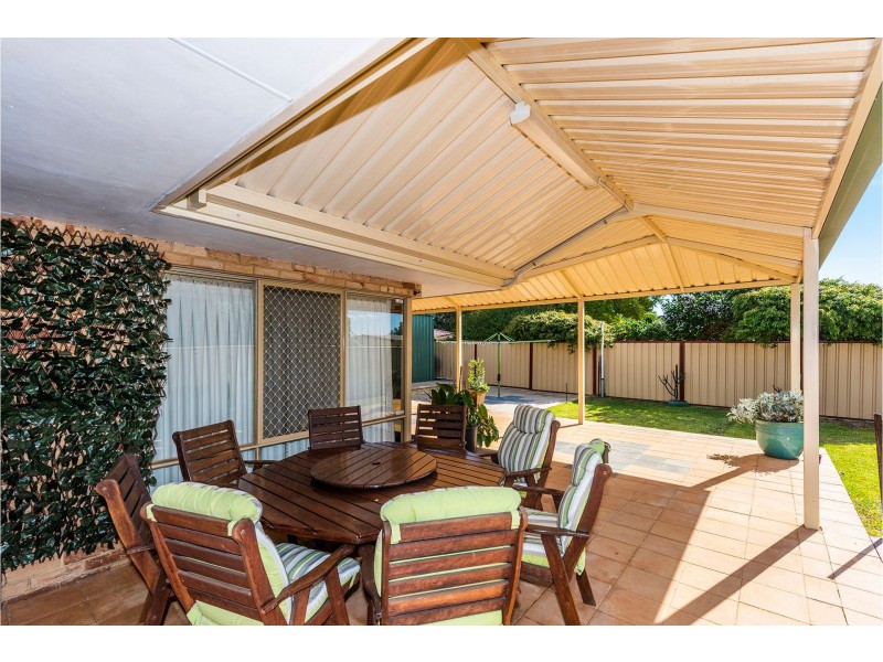 12 Scarp View, Swan View WA 6056