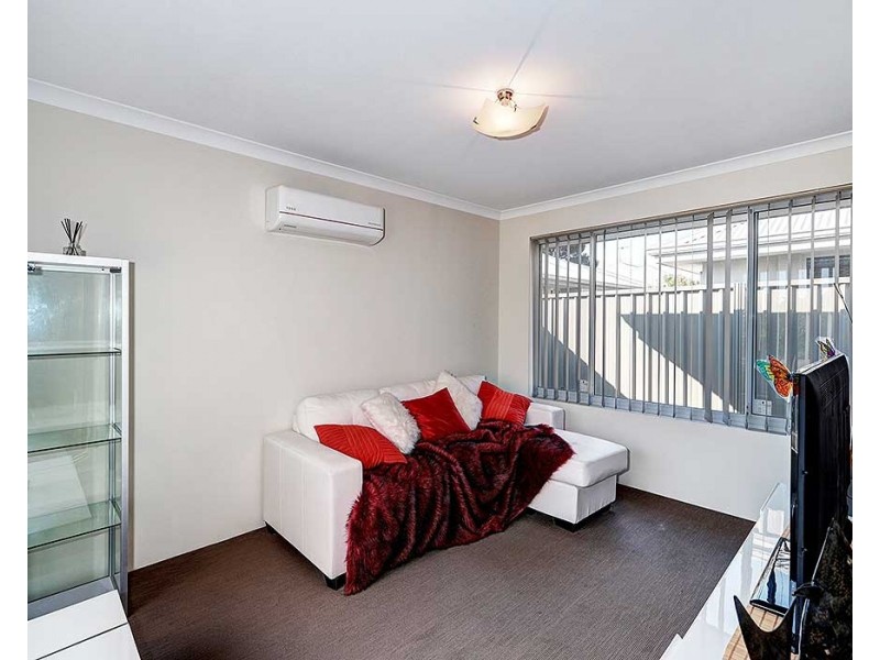 3/460 Kalamunda Road, High Wycombe WA 6057