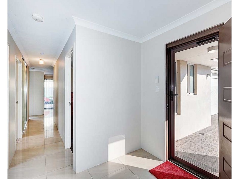 3/460 Kalamunda Road, High Wycombe WA 6057