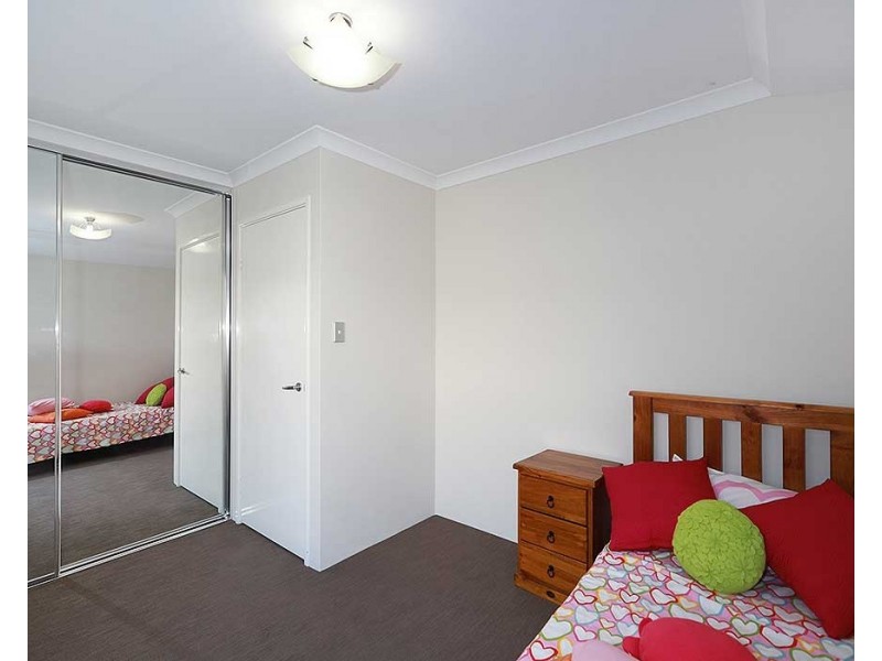 3/460 Kalamunda Road, High Wycombe WA 6057