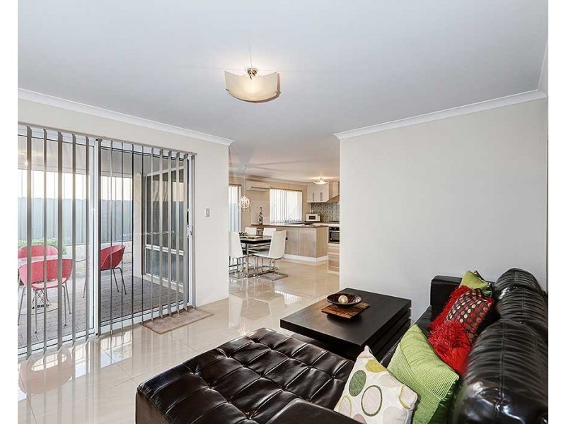 3/460 Kalamunda Road, High Wycombe WA 6057