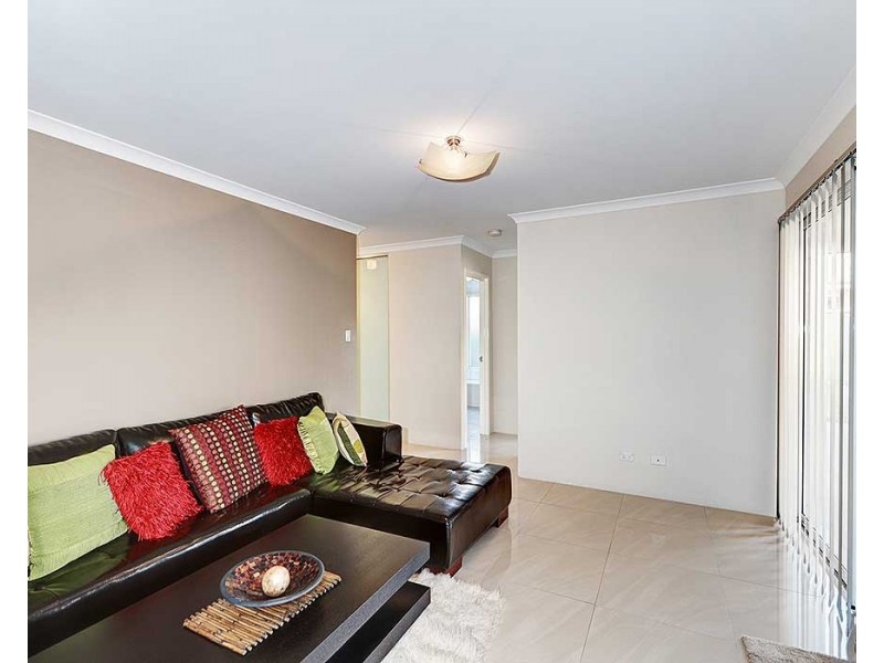 3/460 Kalamunda Road, High Wycombe WA 6057
